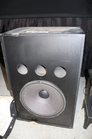 JBL 4645 Professional Series 18" Subwoofer - AS IS condition