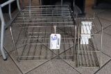 Pair to go - Wire metal counter top racks