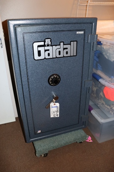 Gardell S-388598 dial floor safe with combination - 23" x 26" x 38" tall ou