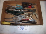 All to go - large amount pliers