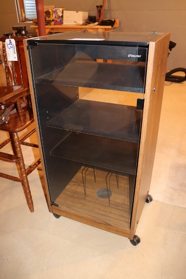 Sullivan 20" x 41" x 18" glass portable components cabinet - located in bas