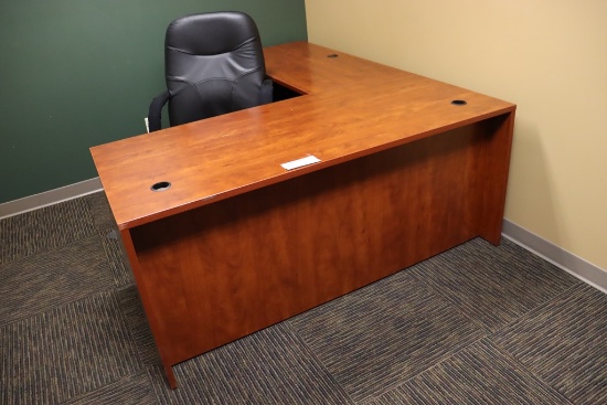 66" x 78" "L" shaped cherry finish office desk with chair (as is)