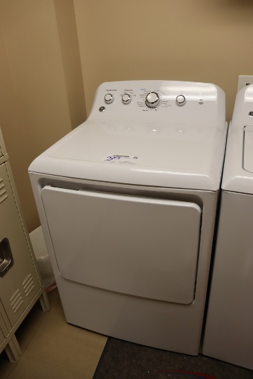 GE GTD425EASJ2WW electric dryer - only several months old - nice