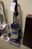Hoover Wind tunnel vacuum