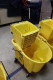 Rubbermaid mop bucket