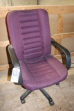 Swivel office chair
