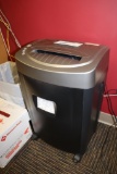 Royal MC14MX paper shredder