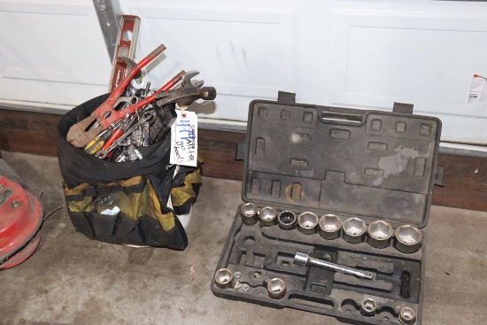 All to go - Tools - wrenches & partial 3/4" socket set