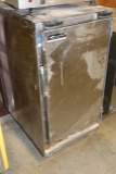 Precision portable 1/2 size warming cabinet - needs cleaned