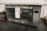 Oster Toaster oven model TSSTTVXLDG-003 counter top oven - no racks - 1500w