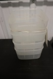 Times 4 - 2 qt poly food storage container - no lids