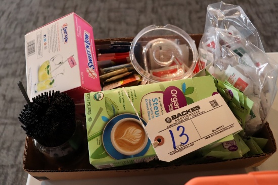 Box to go - tea and sugar packets