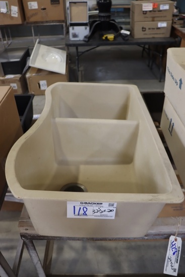 20" x 32.5" tan quartz sink