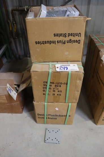 All to go - 5 cases of metal mounting brackets