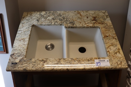 18" x 30" Elkay kitchen sink display