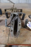Times 3 - Weba lifting clamps - 1 has broke handle