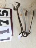 Pair of tongs, 12