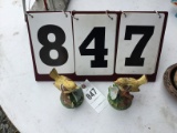 Pair of unmarked ceramic finches, approx. 6