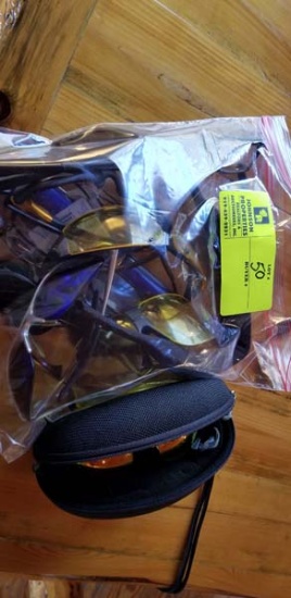 Large Lot of Sunglasses and Readers