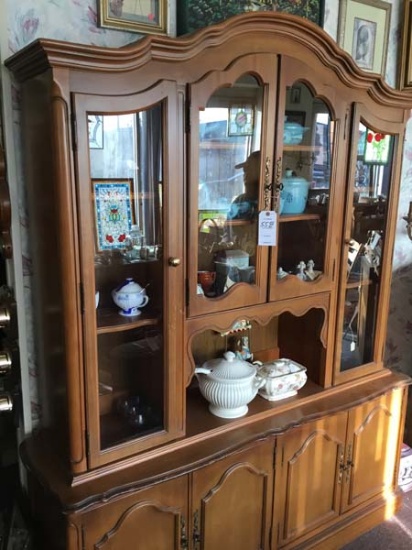 Liquidation of Huge Antique Collection