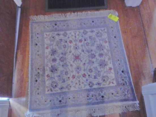 Oriental Style Throw Rug, 40" long x 35", Gray Color