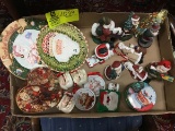 Lot of Porcelain and Collectible Santa Claus Figurines and Plates