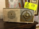 Antique Zenith Table Top Radio