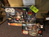 2 Piece Lot of Star Wars Figural Jabba the Hut Throne Room and Mos Espa Encounter