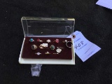 Display case of various types & sizes of rings