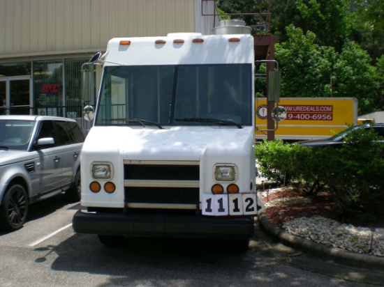 1997 GMC Step Van; Mileage is 177396; VIN: 1GDKP32Y3V3502219