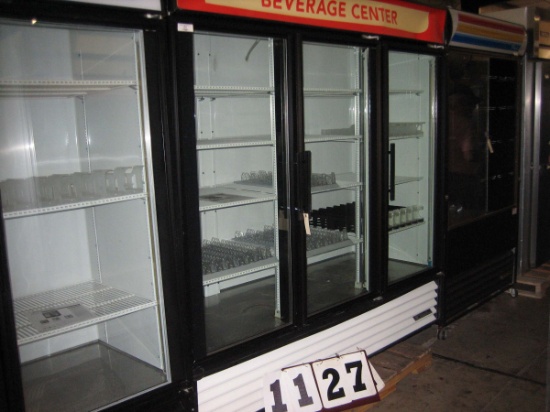 Used True 3 Door Merchandise Cooler GDM-72; Swing Door Refrigerator with Hydro-Carbon Refrigerant