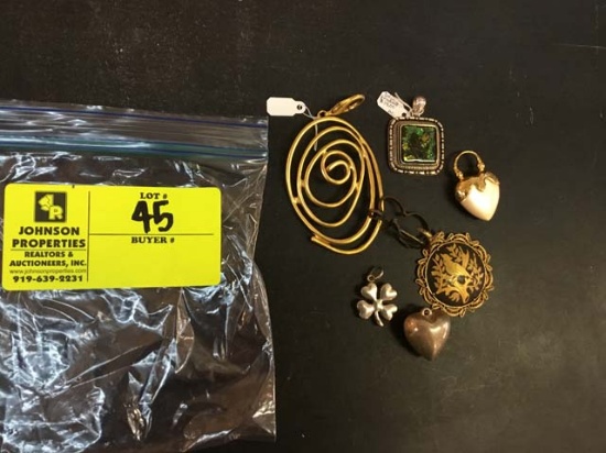 Bag of Fashion Jewelry, Necklaces Slides/Pendants