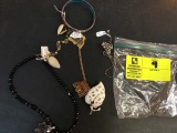 Bag of Fashion Jewelry, Miscellaneous Pieces (Necklace, Bracelet, Pin, etc)