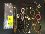 Bag of Fashion Jewelry, Necklaces