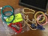 Bag of Fashion Jewelry, Bracelets