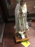 Fatima Figurine Music Box, 16