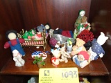 Group of Dollhouse Miniatures (brass bed, bears, etc)