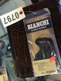 Bianchi Gun Leather Model 101 Fold Away Holster, Size 10