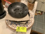 Lazy Susan w/broken tile inlay decoration and 2 heavy black plates by Home 11