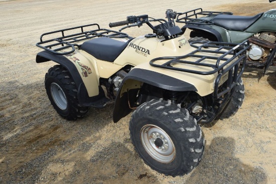 HONDA FOUR TRAX 4 WHEELER