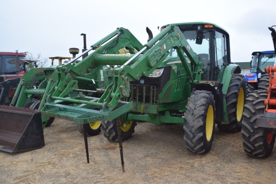 JD 6105M 4WD C/A W/ LDR AND BUCKET
