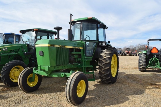 JD 4040 2WD C/A, 9 HRS (HRS NOT GUARANTEED)