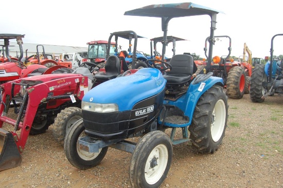 NH 1530 CANOPY 2WD