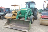 JD 2940 C/A 2WD W/ LDR BUCKET