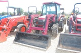 MAHINDRA 5010 4WD C/A W/ LDR AND BUCKET