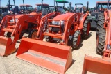 KUBOTA L2501 4WD W/ LDR AND BUCKET 118HRS. WE DO NOT GAURANTEE HOURS