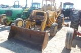 MF 32 2WD W/ LDR AND BUCKET
