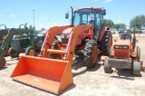 KUBOTA M8540 4WD C/A W/ LDR AND BUCKET