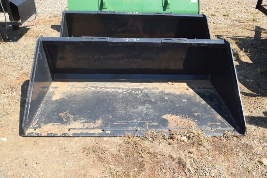 SKID STEER BUCKET