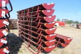 METAL CATTLE FEEDER